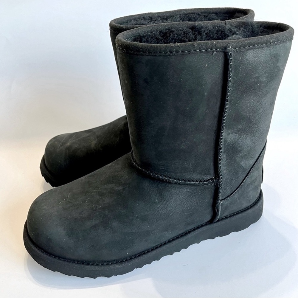 UGG Boots for Ladies Size 9
